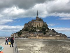 モンサンミッシェルとその湾