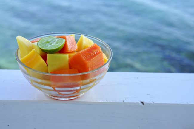 朝はフルーツたっぷりから始まるバリの朝。<br />フルーツは、デザートではなく、1番吸収のよい最初に！<br />パパイヤ、バナナ、スイカなどから選べ、<br />マンゴーをリクエストしていたら、ご用意くださいました♪