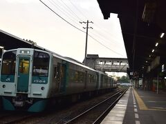 というわけで、高徳線の一番列車に乗って徳島駅を出発