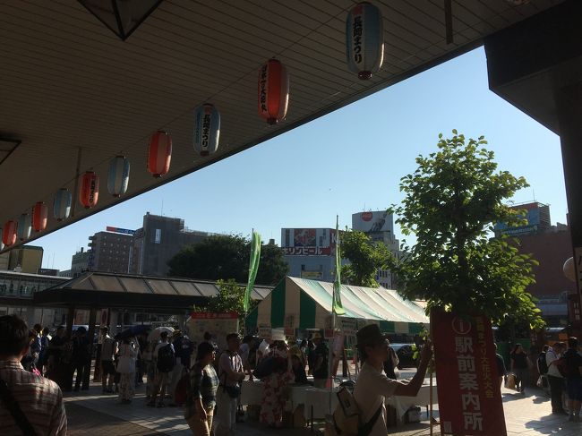 長岡駅ロータリー。<br /><br />快晴です。<br />ι(´Д｀υ)ｱﾂｨｰ。<br /><br />ジメジメしてなくカラッとした暑さ。<br />日差しが強い。<br />埼玉より暑いかも・・・<br />