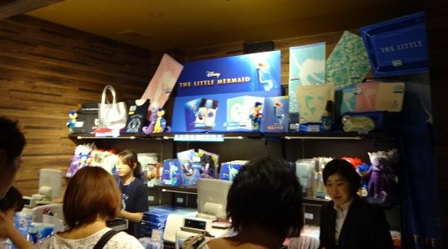 CDを買いました。帰ってからも何回も聞いて思い出してます。