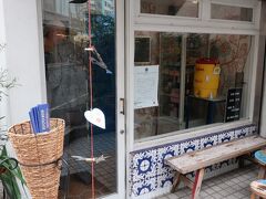 代々木にあるナタデクリスティアーノにエッグタルトを買いに来ました。