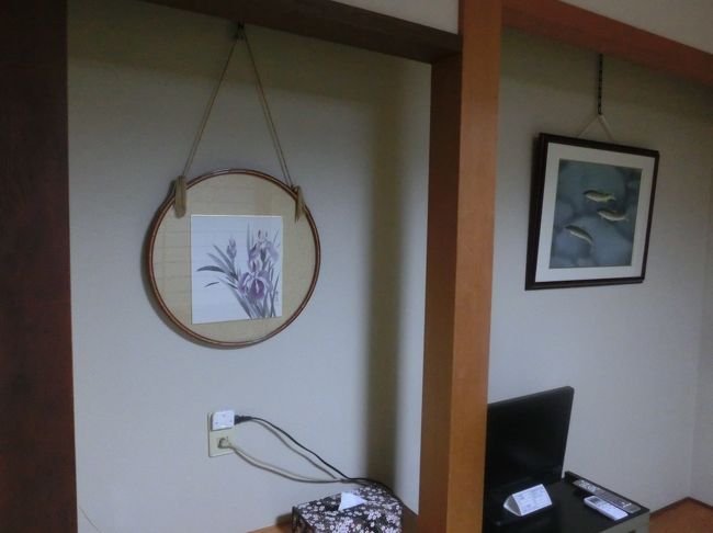 宿は和風旅館。JR福井駅から徒歩15分ほどのところにある河甚旅館さん。<br />親しみやすいご夫妻が迎えてくださって、ほっとひといき。お世話になります