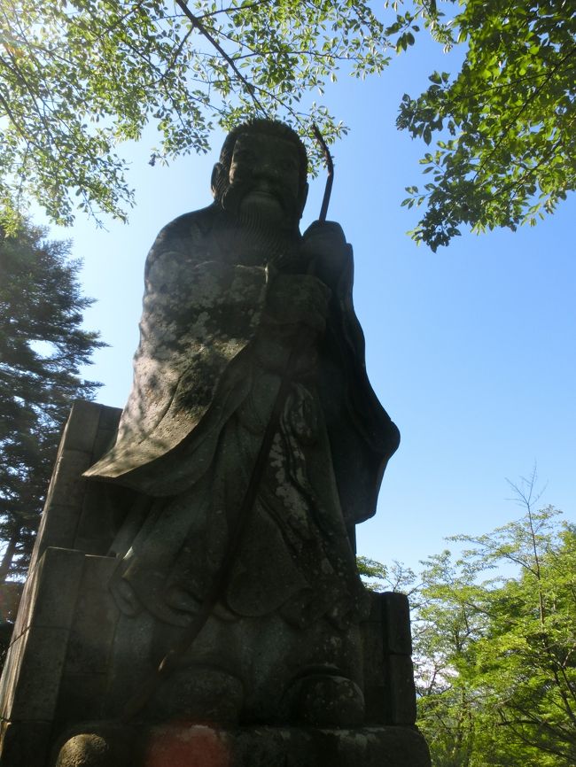 午前中に行ったら、逆光であらせられます<br /><br />えっと、共感を得られることは少ないかと思いますが、東ティモールのキリスト像まで行った時のような心境です。