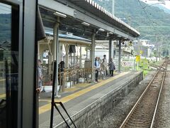 喜々津駅に到着。