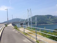 豊島は小さい島です。
北回りは3.6km。
豊浜大橋の手前が長い坂でした。今回のとびしま海道で一番長い。
橋も903mと一番長く一番立派でした。
