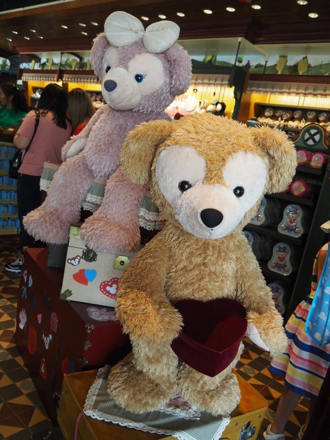 ペット ディズニー スノーボウル 上海 上海ディズニーランド 空いているという噂は嘘だった お土産編』上海