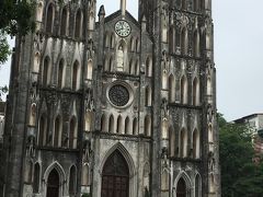 5日最終日
午前中は、まったくしていなかった市内観光。
大教会には興味があったので行ってみました。
この教会だけヨーロッパの雰囲気です。
周りはザ・アジアという雰囲気でギャップもよかったです。
