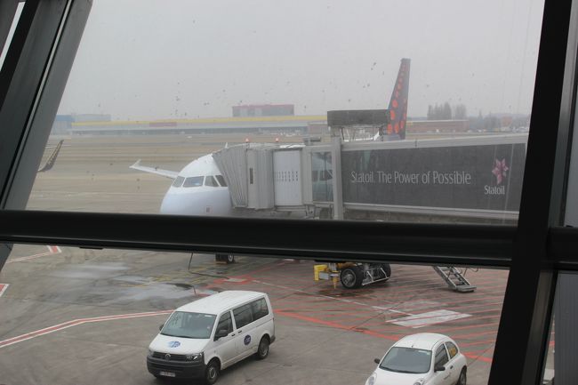 バルセロナまでお世話になる飛行機。<br /><br />宜しくお願いしま～す♪