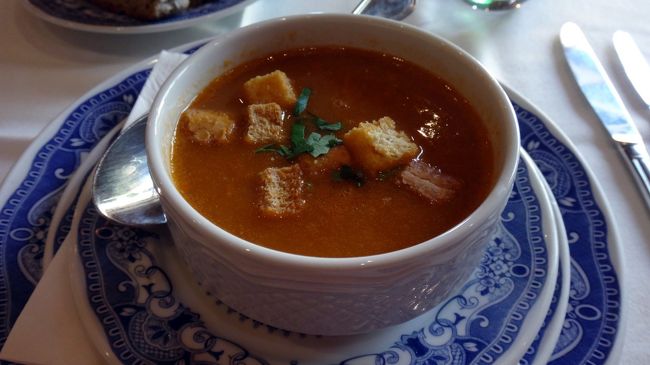 魚介のスープは、エビ入りで、ビスクの味は、素晴らしく出ていました。