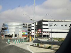 レンタカー返却の道案内もわかりやすく、迷うことはありませんでした。