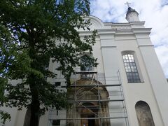 次は聖三位一体教会。
ここはウクライナカトリックの教会。