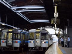 先ずは土讃線の一番列車に乗って窪川駅方面に向かいます