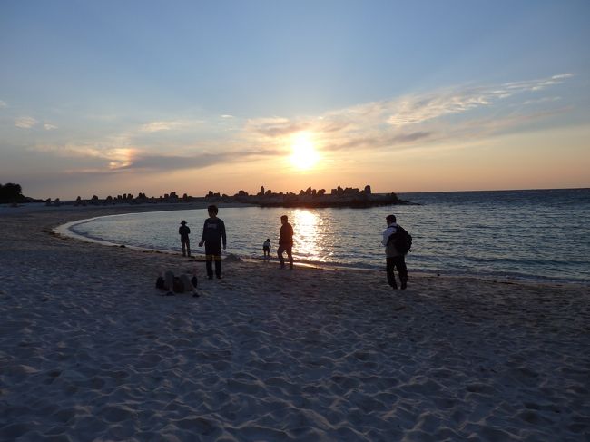 サンセット間に合いました～<br /><br />夕食は　長久へ<br />宿泊は　沖縄民宿かりゆし　本館