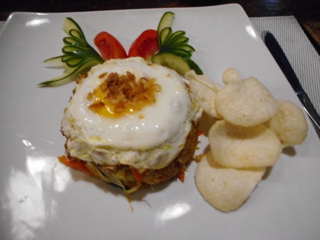 メインはフライドライス。