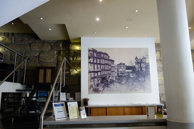 ホテルのフロント。