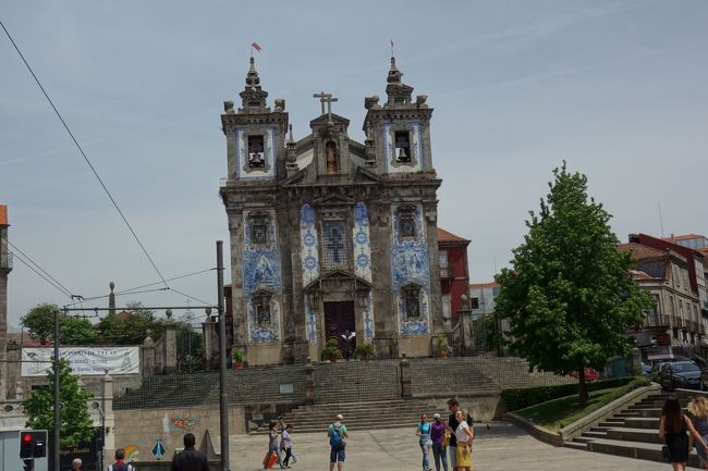 サント・イル・デフォンソ教会。