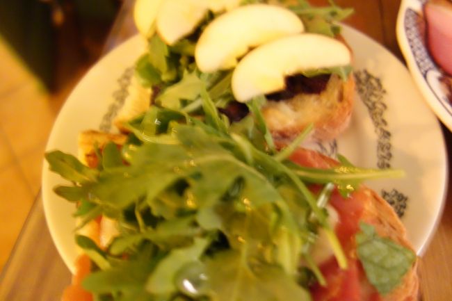 オープンサンド１人１枚（選べます）。