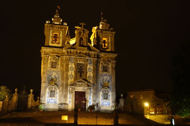 サント・イル・デフォンソ教会3度目。<br />