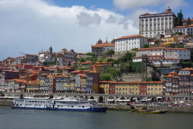 ヴィラ・ノヴァ・デ・ガイア地区から対岸。