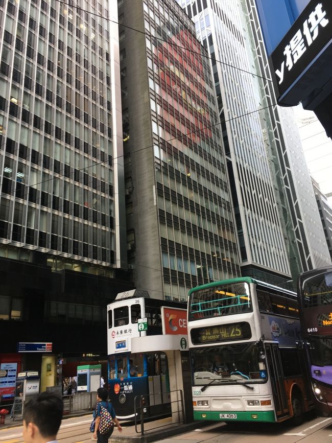 中環を散策したかったのですが、暑すぎるのとノープランで歩いてたのでとても疲れました…<br />でも中環に来た理由はこれです！