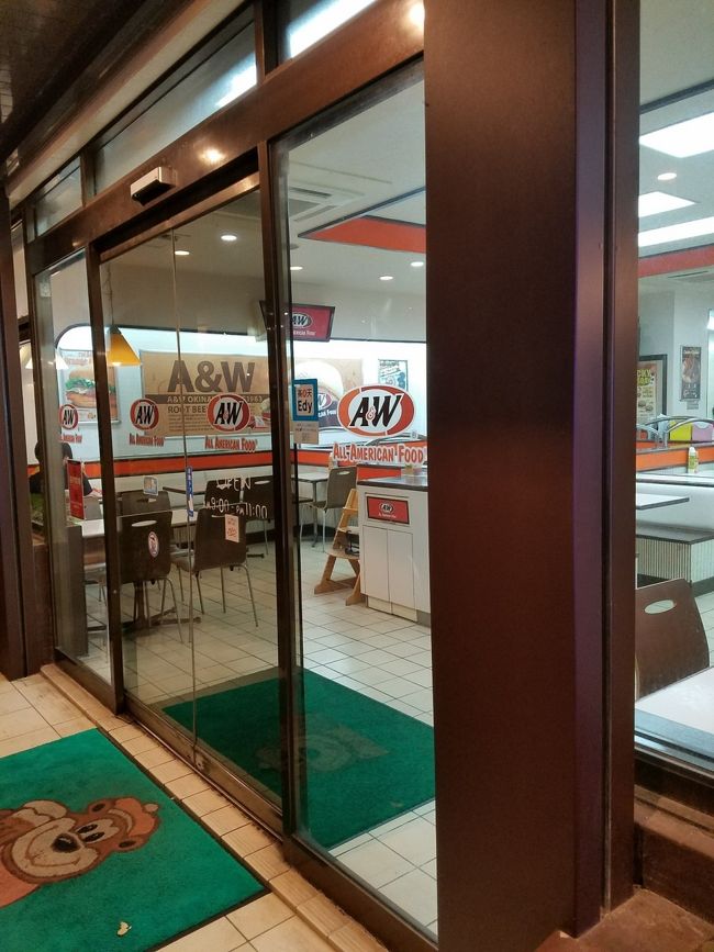 そしてお喋りしながらウロウロ(*´∀`)♪<br />Nちゃんの念願のエンダーにきました！