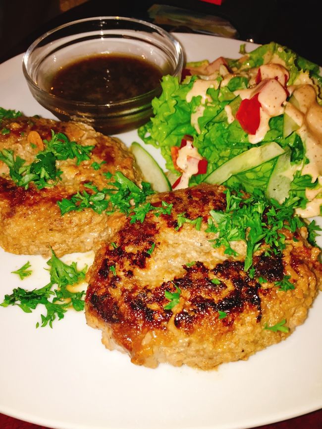 JAMMIN特製ハンバーグ！これも絶品！<br />このお店は何を食べても美味しかったなー。また食べたいです。