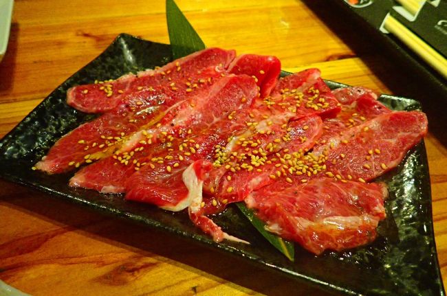 上等肉っぽいこれまた肉。<br />野菜はっ？！