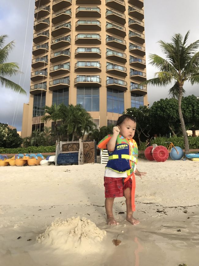 親子で砂遊びにハマりました。<br />砂が気持ち良い!