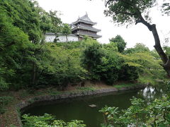続いて、西尾城の本丸周辺、歴史公園へ！
本丸跡の三重櫓へ向かいます