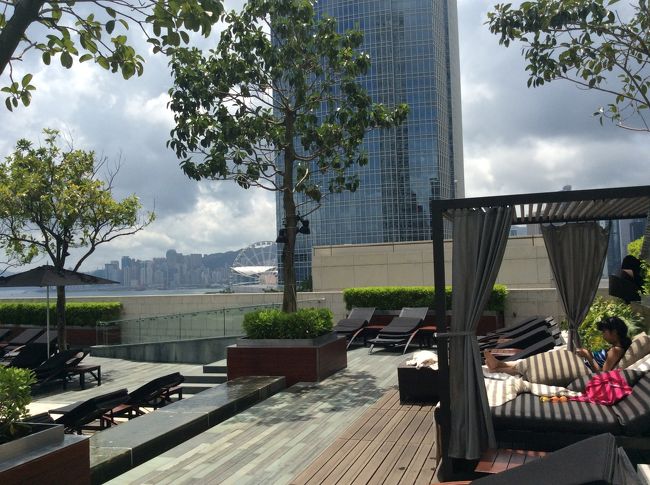 カバナが一番のお気に入り。寝転んでいると、あっという間に数時間たってしまいます。