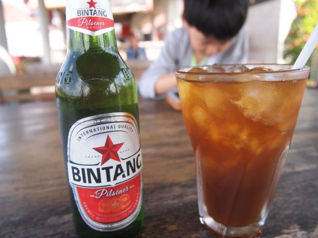 主人はここでもビンタンＬ(p30,000) 。<br />と、私は甘くないテ・タワール(p7,000) 。