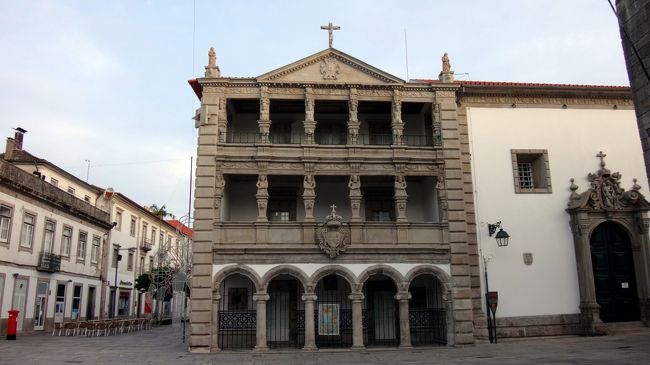 ミゼルコルディア教会のアズレージョを楽しみにしていたのに、教会はしまってました。