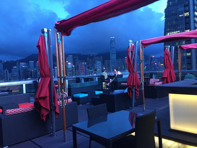 テラス席。居心地良さそうでした。