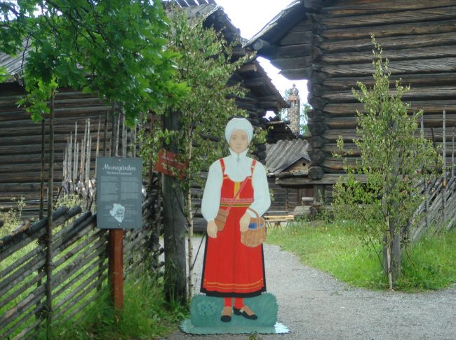 可愛いい人形がお出迎えのここは牧場。