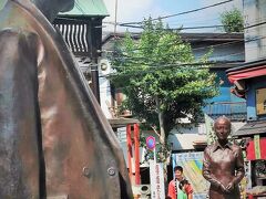 柴又-5 　柴又駅前記念像/41　　41
