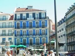 たくさん歩いたロシオ広場。
短時間だったけれど、思い出いっぱい。

またこの広場からバスに乗ります。
行先は空港。