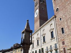 この塔に登るつもりです。
ランベルティーの塔(Torre dei Lamberti)

高いところからの景色が好きなのよ。