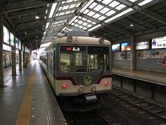 早朝の電鉄富山駅
５時２７分発の電車はガラガラだったが、乗客はほぼ登山装備をした人ばかりだった