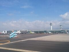 はい到着。

釜山空港より規模が大きいですよ。
さすがリゾート。