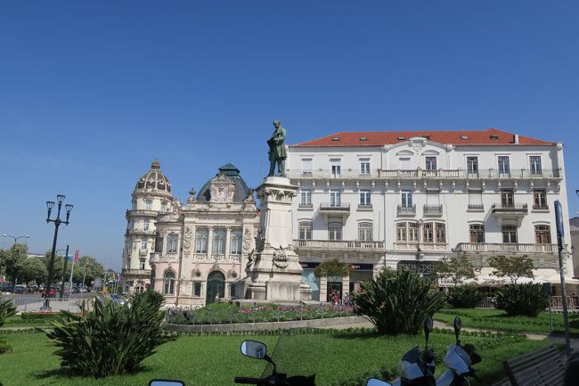 さて、さっそく街歩きです！<br />今日も、ほんといいお天気です。<br /><br />…というか、6月というのに暑すぎです(^^;)