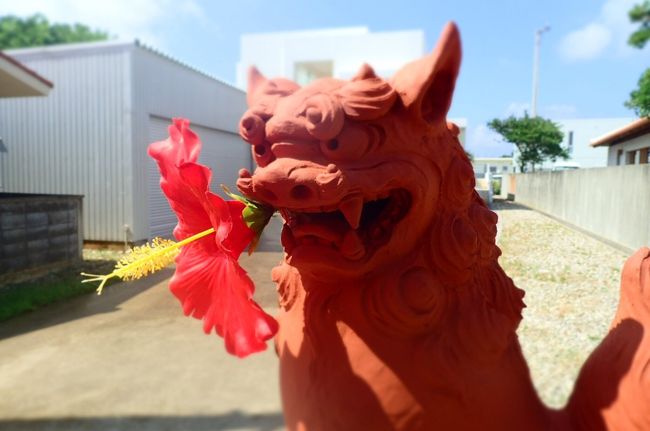 お、粋なシーサーさんです。