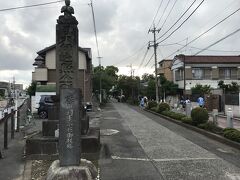 競技場へ向かいます。