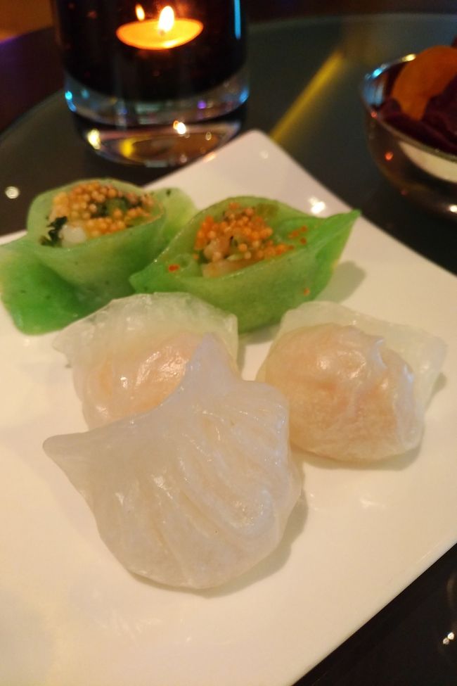 とりあえず飲茶系も。海老がプリプリで旨かったです。