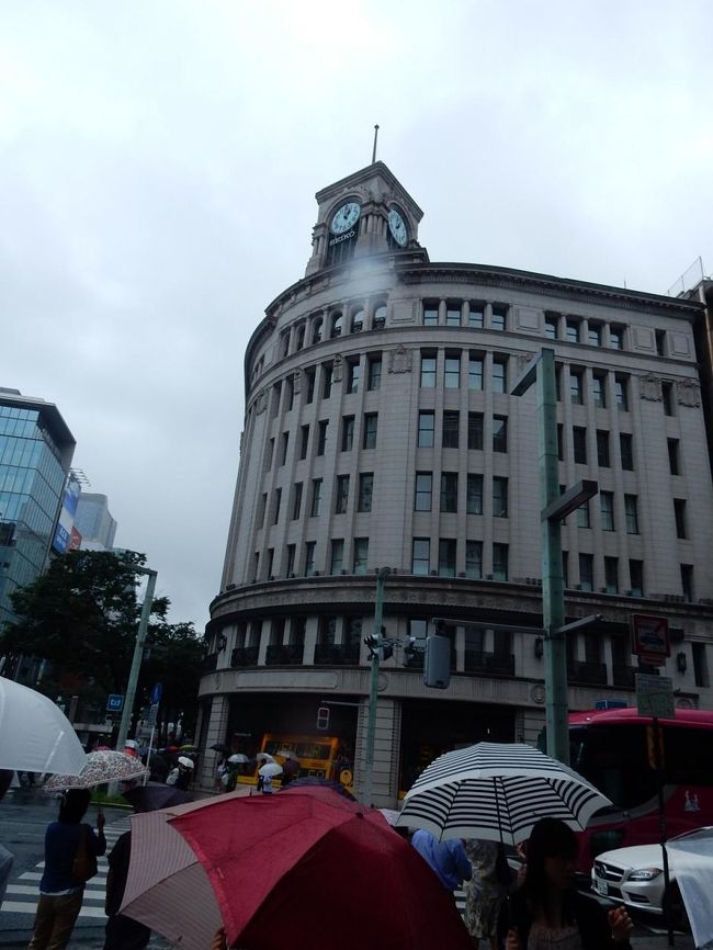 ご存知和光のビルです。銀座を象徴する建物ですね。