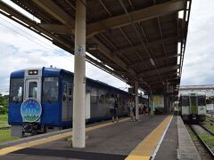 小海線の観光列車『ＨＩＧＨ ＲＡＩＬ １３７５』で小淵沢から約２時間。
小諸にやって来ました。