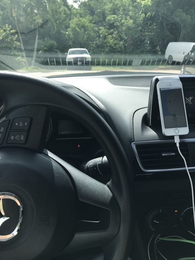 今回も、日本から養生用粘着力の弱い布テープ持ってきて。。