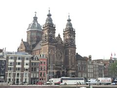 アムステルダムには教会が沢山あります。
教会まとめて見て見ましょう。