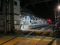 江ノ島電鉄・長谷駅を通り過ぎます。