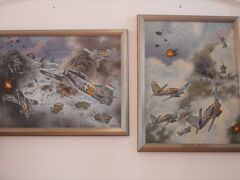 軍事歴史博物館にはハンガリー空軍のメッサーシュミットが戦う絵。